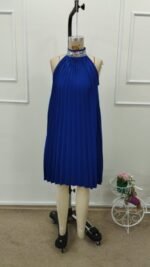 Kadın Balıkçı Yaka Omuzlardan Açık Pılelı Kısa Janjan Krep Elbise - Görsel 6