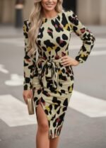 Kadın Uzun Kollu Yuvarlak Yaka Belden Kuşaklı önden Yırtmaçlı örme Krep Elbise - Görsel 3