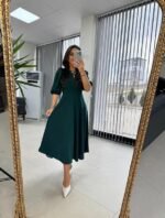 Kadın Kısa Kollu Bisiklet Yaka Fiyonk Broşlu Midi Janjan Krep Elbise - Görsel 9