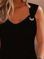 Kadın Askılı V Yaka Kuş Gözü Detaylı Viskon Bluz - Görsel 2