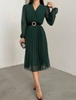 Kadın şifon Kumaş Astalı Kloş Kesim Kruvaze Yaka Midi Boy Elbise - Görsel 2