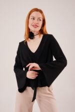 Ön Bağlamalı Volan Kol Siyah Bluz - Görsel 4