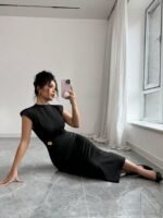 Kadın Yarı Balıkçı Yaka Kısa Kollu çicek Aksesuar Detaylı Midi Dalgıç Elbise - Görsel 7