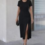 Kadın Kısa Kollu Bisiklet Yaka Yandan Yırtmaçlı Midi Viskon Elbise