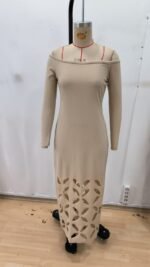 Kadın Madonna Yaka Uzun Kollu Lazer çiçek Kesim Detaylı Uzun Ithal Krep Elbise - Görsel 4