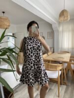 Kadın Kolsuz Sırttan Bağlamalı Fırfırlı Leopar Desenli Süprem Elbise - Görsel 3