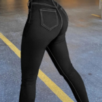 Kadın Yüksek Bel önden Düğmeli Dar Kesim Kot Pantolon