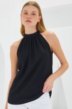 0489 Halter Yaka Örme Bluz - Siyah