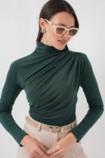 925 Büzgü Detaylı Sandy Bluz - Zümrüt Yeşili - Görsel 4