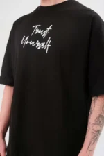 Unisex Bisiklet Yaka Baskılı Oversize T-Shirt - Siyah - Görsel 2