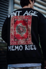 Oversize Bisiklet Yaka Üç İplik Baskılı SweatShirt - Siyah - Görsel 2