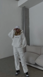 Nakış İşlemeli Üç İplik Sweat Takım- Beyaz - Görsel 4