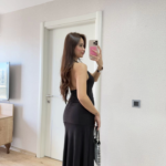 Sırt Dekolteli Uzun Kollu Elbise - Siyah