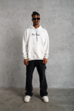 Oversize Üç İplik Şardonlu Kapüşonlu Sweatshirt – Beyaz “Other Lives” Ön Ve Arka Baskılı, Kanguru Cepli, Ribanalı Rahat Kışlık Model Beyaz - Görsel 3