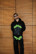 Erkek Kapüşonlu Eşofman Takım Örümcek Ağı Ve Neon Yeşil Baskılı Kanguru Cepli Oversize Rahat Kalıp, Premium Üç İplik Kumaş - Siyah - Görsel 4