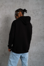 Erkek Oversize Kapüşonlu Sweatshirt – Siyah Renk Üç İplik İçi Pamuklu Kanguru Cepli Baskılı Hoodie Rahat Kalıp Kışlık Günlük Kombinlere Uygun - Siyah - Görsel 3