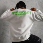 Erkek Oversize Sweatshirt – Beyaz Renk  Ön Ve Sırt Baskılı, Üç İplik İçi Pamuklu Kumaş, Rahat Kalıp, Ribanalı Kışlık Sweat  Winagain Polizei Serisi - Beyaz