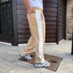 Erkek Üç İplik Kışlık Pamuklu Yandan Garneli Kalın Şeritli Cepli Eşofman Altı - Bej - Görsel 3