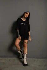 Oversize Baskılı Tişört – Golf GTI Retro Araba Desenli, Ön - Arka Dijital Baskı, Sokak Modası Stil - Siyah - Görsel 2