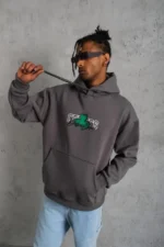 Erkek Baskılı Kapüşonlu Ve Kordon İpli Sweat - Gri - Görsel 4