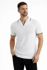 Erkek Triko Kumaş Yakalı Düğmesiz Açık Yaka Fitilli Kısa Kollu Regular Fit Tişört T-shirt - Beyaz - Görsel 4