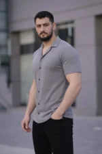Erkek Waffle Kumaş Kısa Kollu Düğmeli Açık Yaka Regular Fit Gömlek - Gri - Görsel 2