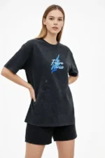 Asit Yıkamalı Oversize Tişört Future Worlds Baskılı Bisiklet Yaka Kısa Kollu Streetwear %100 Pamuk Street Style T-Shirt - Siyah