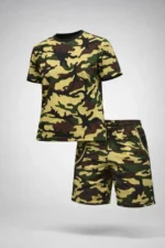 Kamuflaj Desenli Tişört Şort Takım – Günlük Rahat Kesim Yazlık 2’li Kombin - Kamuflaj - Görsel 2