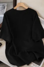 Kadınlar Için Siyah Kedi Grafik Tişört - Oversize Kısa Kollu Üst Nefes Alabilir - Siyah - Görsel 3