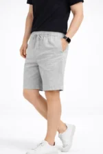 Erkek Keten Kumaş Cepli Rahat Kesim Bel Lastikli Şort - Gri - Görsel 2