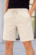 Erkek Keten Kumaş Cepli Rahat Kesim Bel Lastikli Şort - Krem - Görsel 2