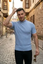 Erkek Fitilli Triko Dokuma Kısa Kol Tişört Yarım Boğaz Modern Yazlık T-Shirt - Bebe Mavisi - Görsel 2