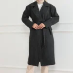 Kaşe Kaban Uzun Boy 115 Cm Kruvaze Yaka Kuşaklı Astarlı Tesettür Kaban Yünlü - Siyah