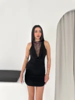 Dantel Detaylı Derin Dekolte Drapeli Mini Elbise Şık Kolsuz - Siyah - Görsel 3