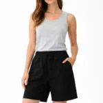 Keten Kumaş Cepli Rahat Kesim Bel Lastikli Şort - Siyah