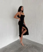 İp Askılı Sırt Dekolteli Bağlama Detaylı Yırtmaçlı Midi Elbise - Siyah