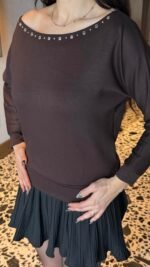 Kadın Uzun Kollu Kayık Yaka Kuş Gözü Detay Bluz - Görsel 2