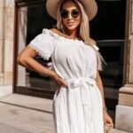 Kadın Dantel Detaylı Madonna Yaka Beli Kuşaklı Keten Kumaş Elbise