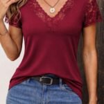 Kadın Kısa Kollu V Yakalı Dantelli Viskon Bluz