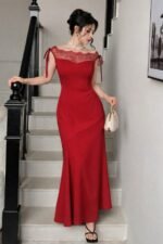 Kadın Göğüs Ve Yakası Dantel Detaylı Kayık Yaka Görünümlü Uzun Ithal Krep Elbise - Görsel 3