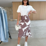 Kadın Kısa Kollu Bisiklet Yaka Viskon Bluz Ve Desenli Süprem Etek Ikili Takım