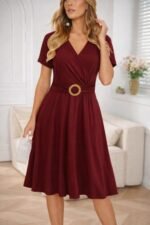 Kadın Kısa Kollu Kruvaze Yakalı önden Toka Detaylı Kısa Viskon Elbise