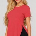 Kadın Yırtmaç Detaylı Viskon Kumaş Bluz