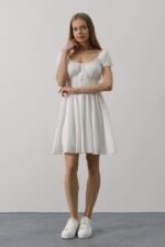 Beli Korseli Mini Elbise - Beyaz - Görsel 3