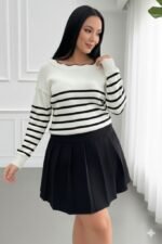 Kadın Beyaz Sırt Bağlama Detaylı çizgi Desen Triko Bluz - Görsel 3