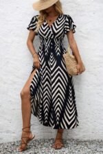 Kadın Kısa Fırfır Kollu Kruvaze Yakalı Beli Lastikli Desenli Uzun Elbise - Görsel 4