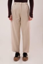 Kapama Cep Detaylı Krem Pantolon - Görsel 3