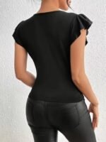 Kadın Kısa Fırfırlı Kol Yuvarlak Yakalı Transparan Detaylı Viskon Bluz - Görsel 4