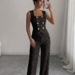 Kadın Düğmeli Bürümcük Kumaş Takım