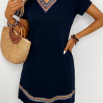 Kadın Kısa Kollu V Yakalı Etnik Desen şerit Detaylı Viskon Elbise